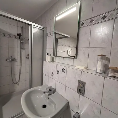 Familienfreundliche An Der Antoniuslinde Im Kurort * 巴德韦斯特科特