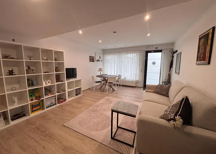 Familienfreundliche An Der Antoniuslinde Im Kurort Apartment